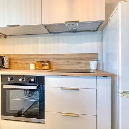 Ambiance Cosy: 4 Personnes-wifi Fibre-tout Equipe * Grenoble
