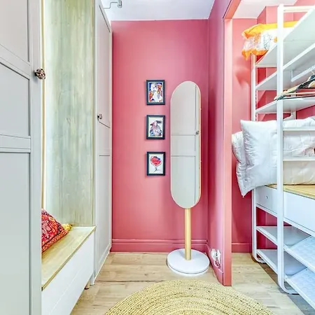 Ambiance Cosy: 4 Personnes-wifi Fibre-tout Equipe Apartment