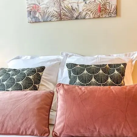Ambiance Cosy: 4 Personnes-wifi Fibre-tout Equipe Apartment Grenoble