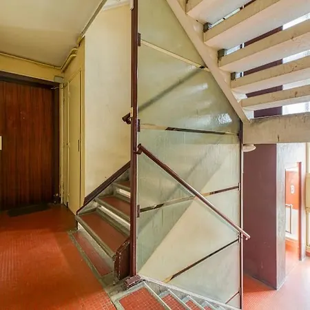 Ambiance Cosy: 4 Personnes-wifi Fibre-tout Equipe Apartment Grenoble