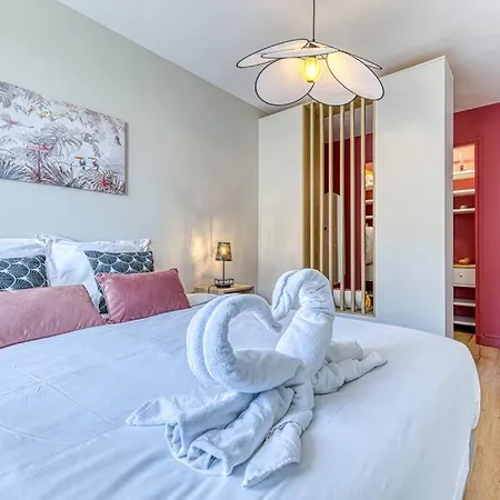 Ambiance Cosy: 4 Personnes-wifi Fibre-tout Equipe Apartment