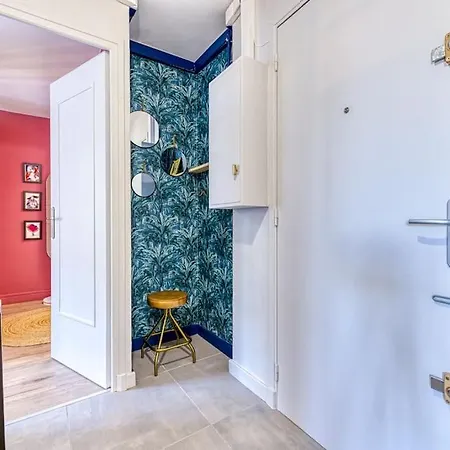 Ambiance Cosy: 4 Personnes-wifi Fibre-tout Equipe Apartment Grenoble